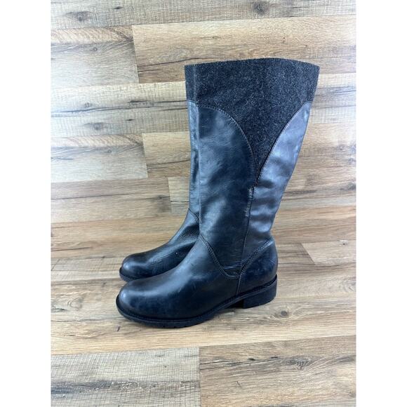 L.L. Bean Shoes - L.L. Bean Women’s Deerfield Leather/Wool Boots size 11